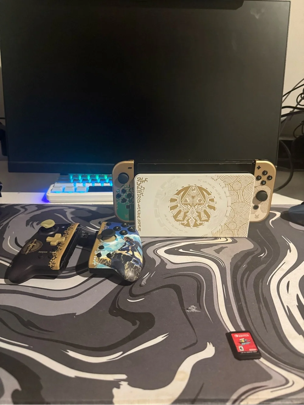 Nintendo Switch with Gold and Blue Zelda-Themed  AND mario Oddesy will be reset